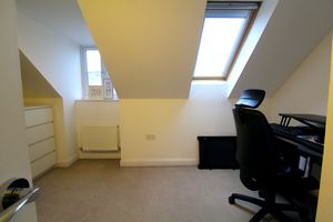 Bedroom- click for photo gallery